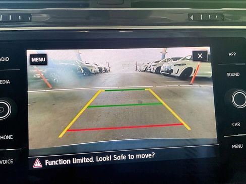Used 2019 Volkswagen Tiguan SE AWD/4WD image 25