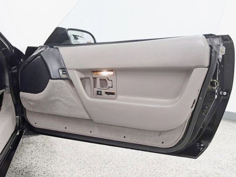 Used 1990 Chevrolet Corvette ZR-1 image 33