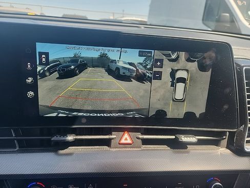 Certified 2024 Kia Sportage SX AWD/4WD image 22