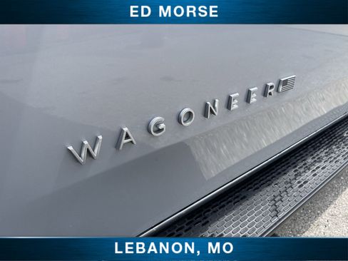 Used 2024 Jeep Wagoneer L Series II w/ Flexible Seating Group AWD/4WD image 30