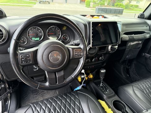 Used 2012 Jeep Wrangler Unlimited Sport w/ Black Appearance Group AWD/4WD image 20