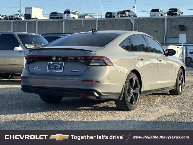 Used 2024 Honda Accord Sport image 4