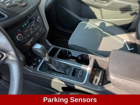 Used 2017 Ford Escape SE w/ SE Cold Weather Package FWD image 18