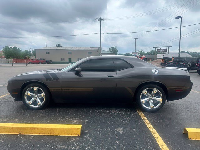 Used 2014 Dodge Challenger R/T RWD image 4