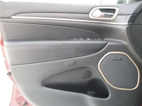 Used 2016 Jeep Grand Cherokee Summit w/ Skid Plate Group image 19