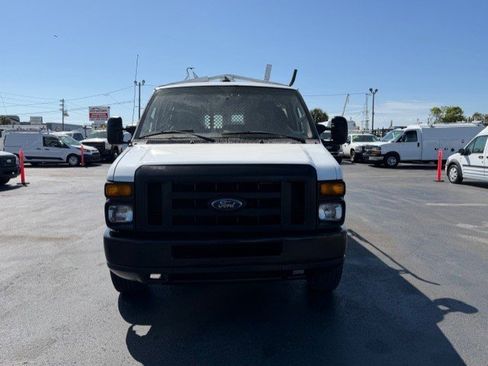 Used 2009 Ford E-350 and Econoline 350 Super Duty image 3