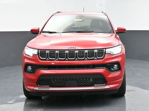 Used 2024 Jeep Compass Limited AWD/4WD image 3