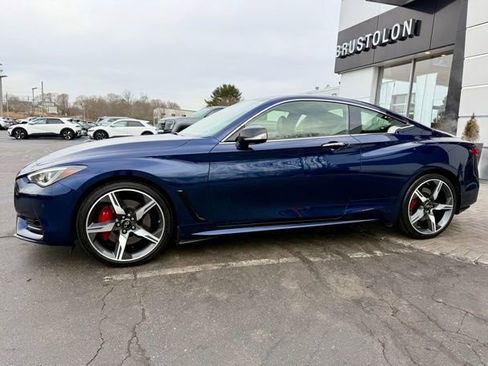 Used 2022 INFINITI Q60 Red Sport 400 w/ Cargo Package image 8