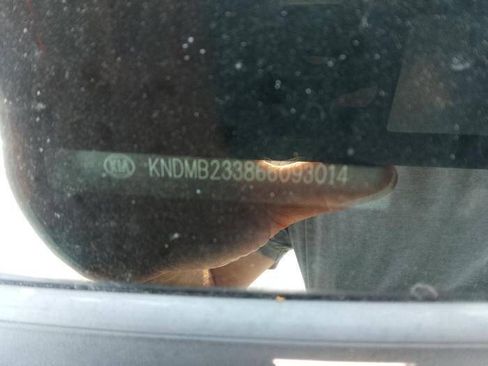 Used 2006 Kia Sedona FWD image 42