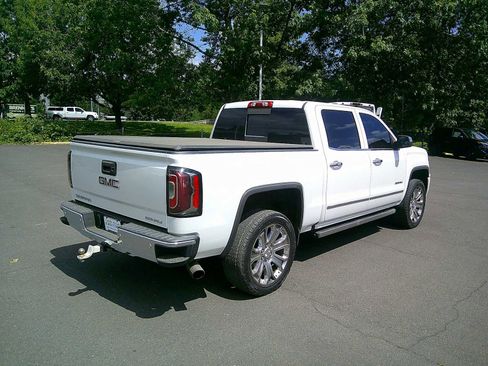 Used 2017 GMC Sierra 1500 Denali w/ Denali Ultimate Package AWD/4WD image 5