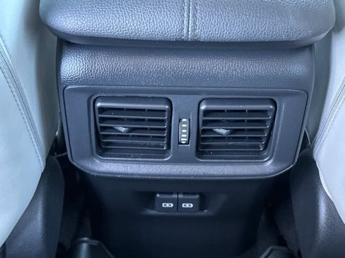 Used 2023 Toyota RAV4 Limited AWD/4WD image 15