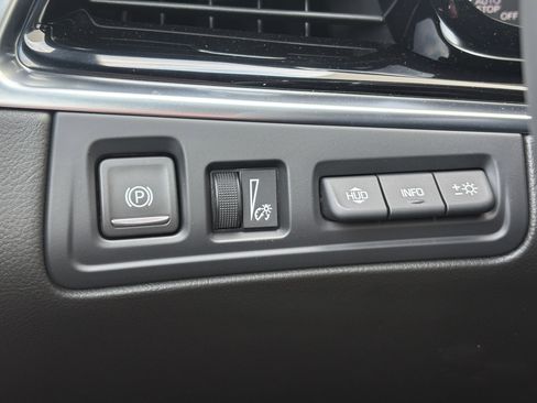 New 2025 Cadillac XT6 Premium Luxury w/ Technology Package image 32