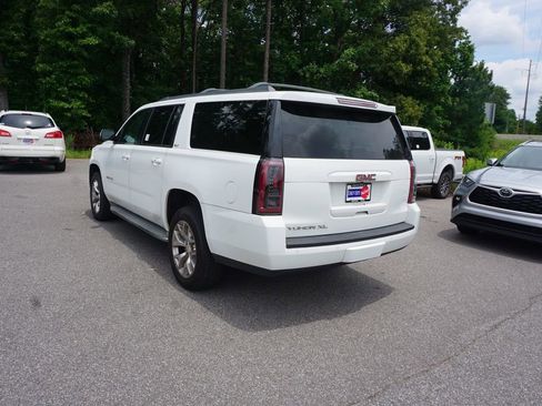 Used 2015 GMC Yukon XL SLT w/ Open Road Package RWD image 21