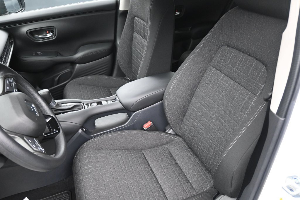 Certified 2026 Honda HR-V LX image 29