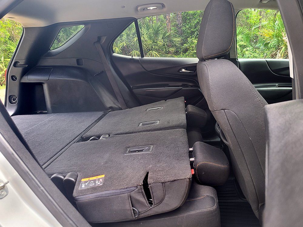 Used 2021 Chevrolet Equinox LT FWD image 21