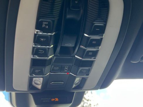 Used 2016 Porsche Macan S AWD/4WD image 51