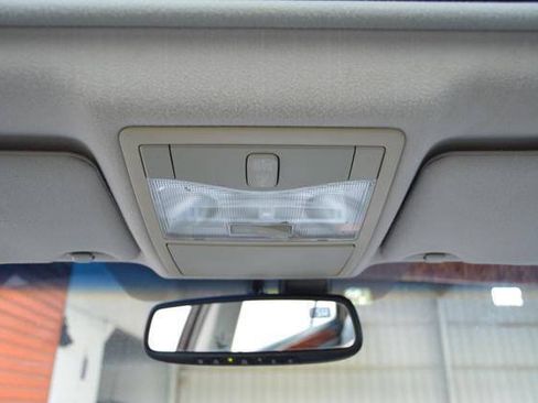 Used 2007 Toyota Avalon Limited FWD image 25
