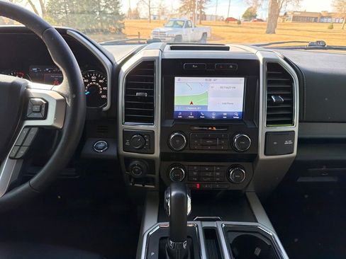 Used 2019 Ford F150 Lariat image 27