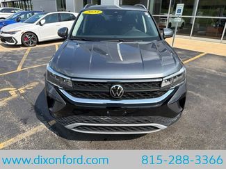 Used 2023 Volkswagen Taos SE FWD video 2