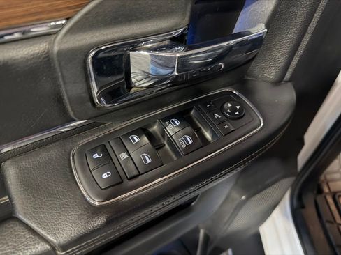 Used 2018 RAM 2500 Laramie image 12