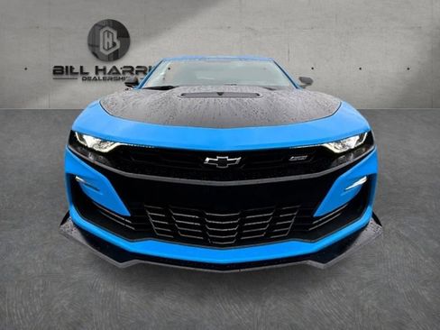 Used 2022 Chevrolet Camaro SS RWD image 2