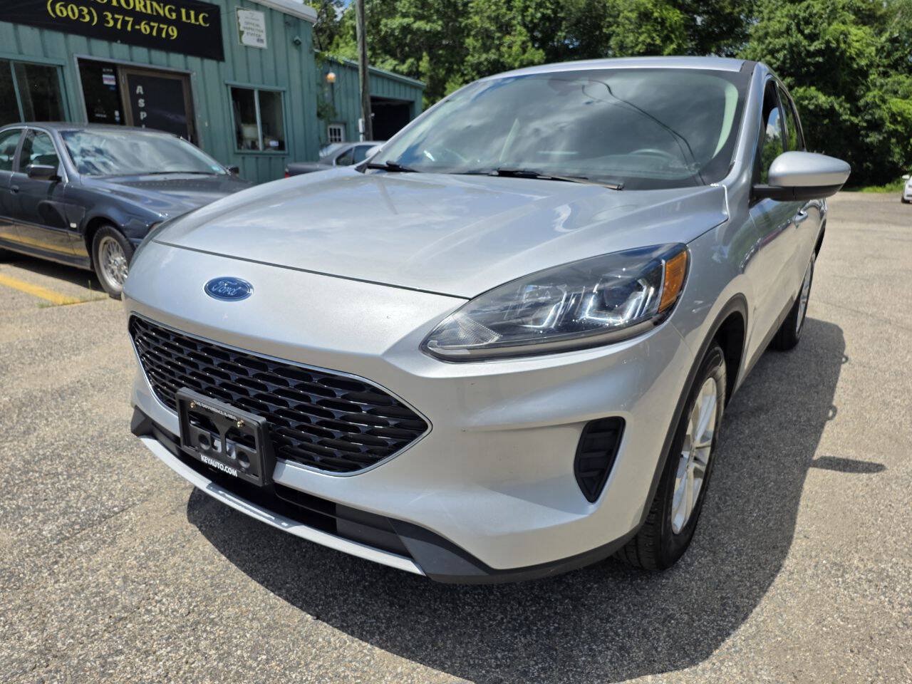 Used 2020 Ford Escape SE AWD/4WD image 4
