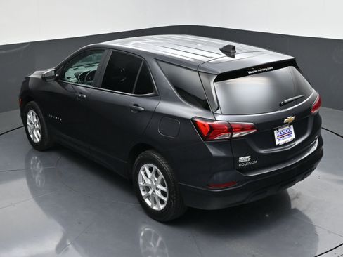 Used 2022 Chevrolet Equinox LS w/ LS Convenience Package AWD/4WD image 44