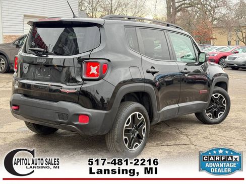 Used 2017 Jeep Renegade Trailhawk image 8