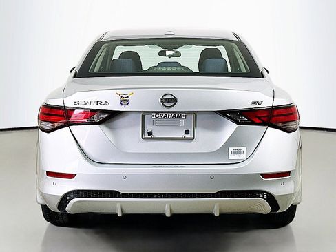 Used 2020 Nissan Sentra SV FWD image 6