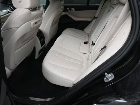 Used 2021 BMW X5 xDrive40i w/ Premium Package AWD/4WD image 27