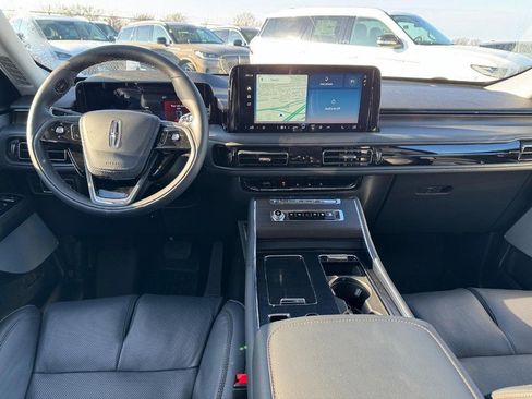 New 2026 Lincoln Aviator Reserve image 14