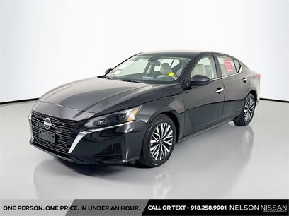 Certified 2025 Nissan Altima 2.5 SV