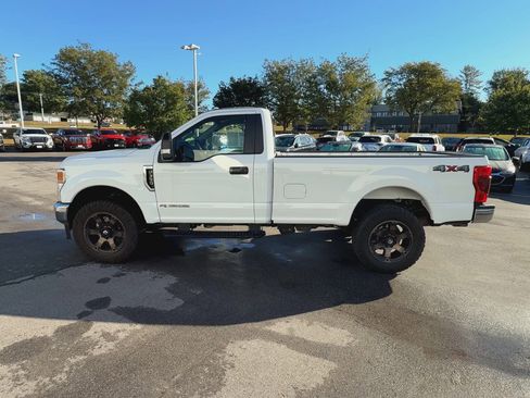Used 2022 Ford F350 XLT image 6