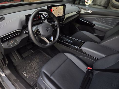 Used 2023 Volkswagen ID.4 S RWD image 10