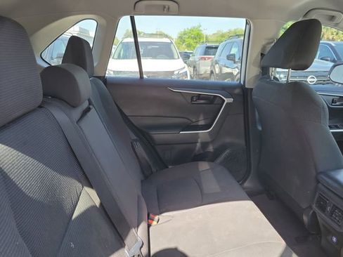 Used 2022 Toyota RAV4 LE FWD image 29