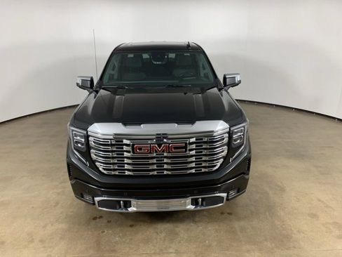Used 2024 GMC Sierra 1500 Denali w/ Technology Package image 4