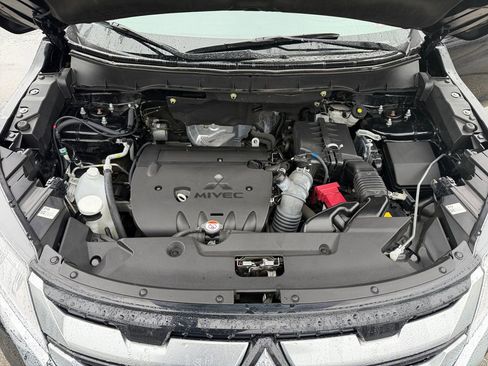 Used 2024 Mitsubishi Outlander Sport SE AWD/4WD image 27