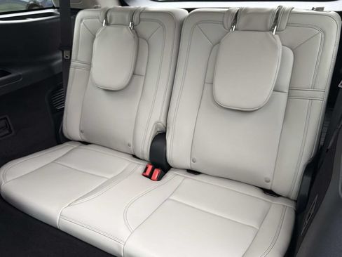 Used 2025 Lincoln Aviator Reserve w/ Equipment Group 201A AWD/4WD image 15