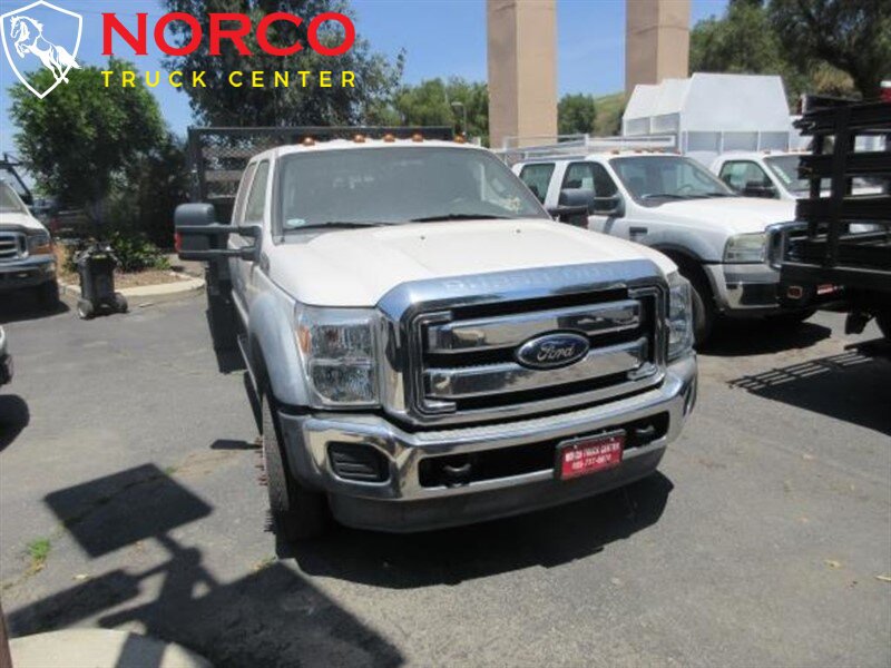 Used 2012 Ford F550 2WD Crew Cab Super Duty image 4