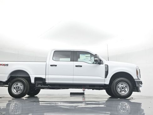 New 2026 Ford F250 XL w/ FX4 Off-Road Package image 48