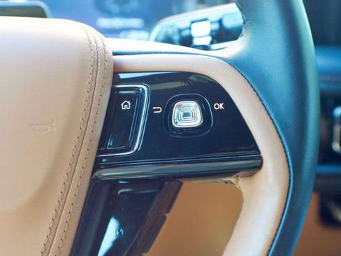 Used 2025 Lincoln Aviator Black Label w/ Jet Appearance Package AWD/4WD image 22