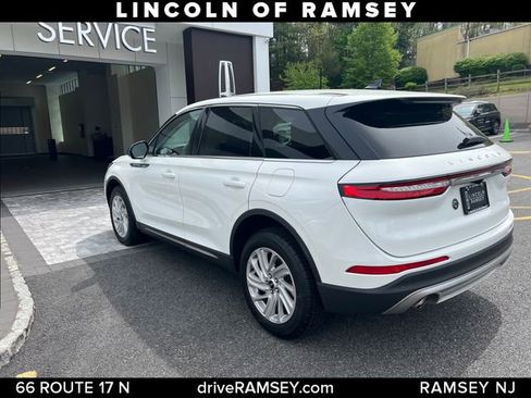Used 2023 Lincoln Corsair AWD w/ Rear Removable Package Tray image 3