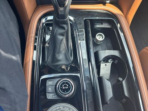 Used 2021 INFINITI QX80 Sensory w/ All-Season Package AWD/4WD image 21