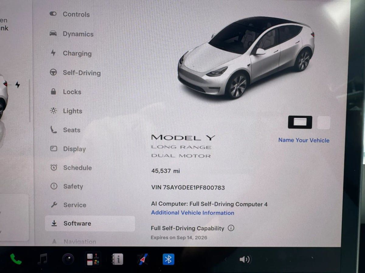 Used 2023 Tesla Model Y Long Range AWD/4WD image 18