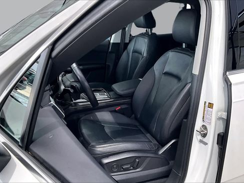 Used 2023 Audi Q7 3.0T Premium Plus AWD/4WD image 8