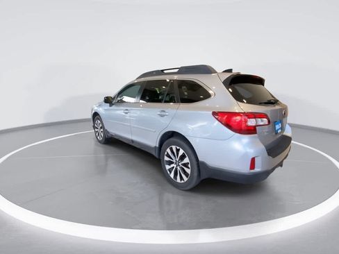 Used 2016 Subaru Outback 2.5i Limited AWD/4WD image 6