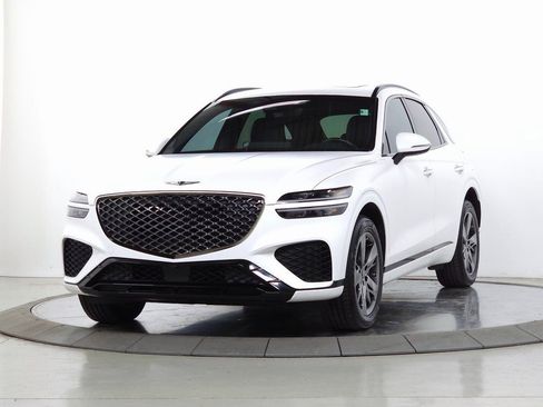Used 2023 Genesis GV70 3.5T Sport AWD/4WD image 3