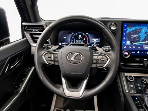 Used 2025 Lexus GX 550 image 41