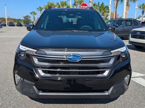 Used 2026 Subaru Forester Premium AWD/4WD image 9