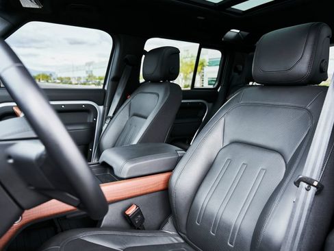 Used 2023 Land Rover Defender 110 X AWD/4WD image 50